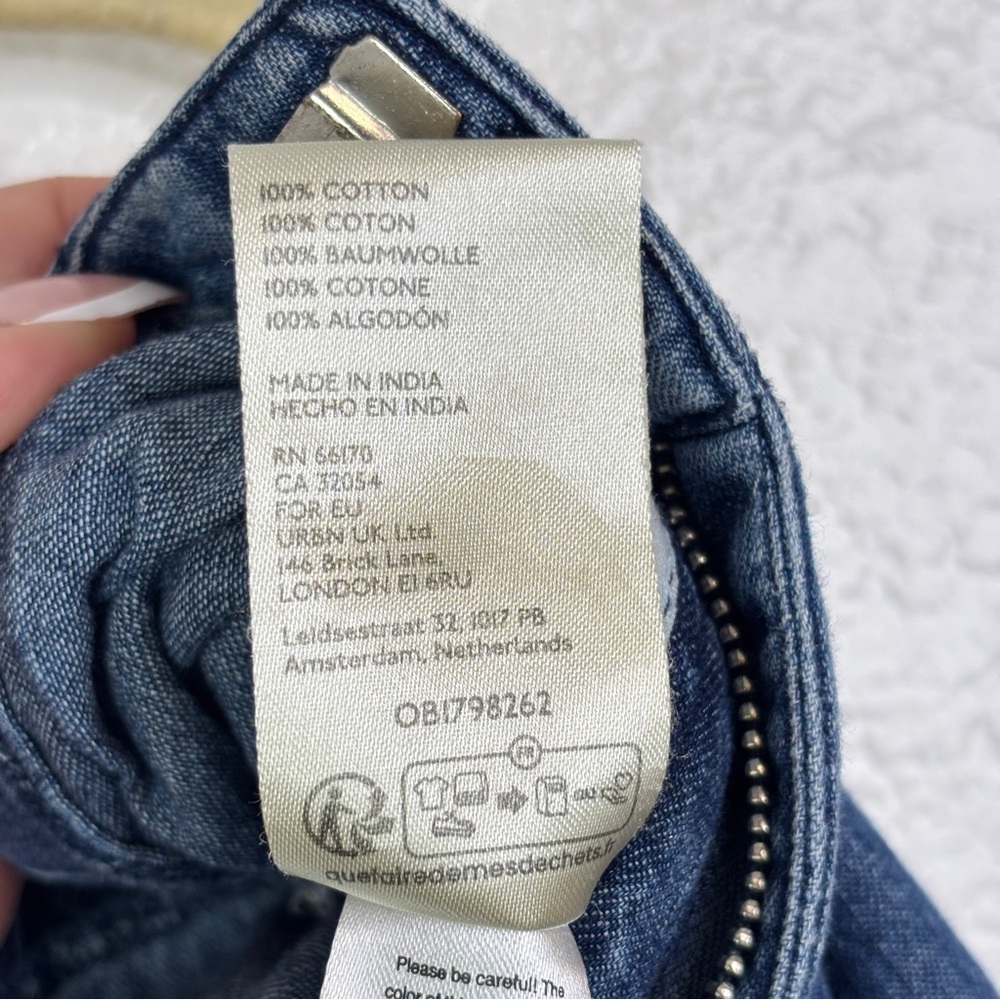 Pilcro Wide-Leg Flare Jeans in Blue - Picture 7 of 9